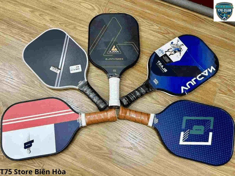 Hướng dẫn cách chọn vợt Pickleball cho người mới chơi . Cách chọn vợt Pickleball cho người mới