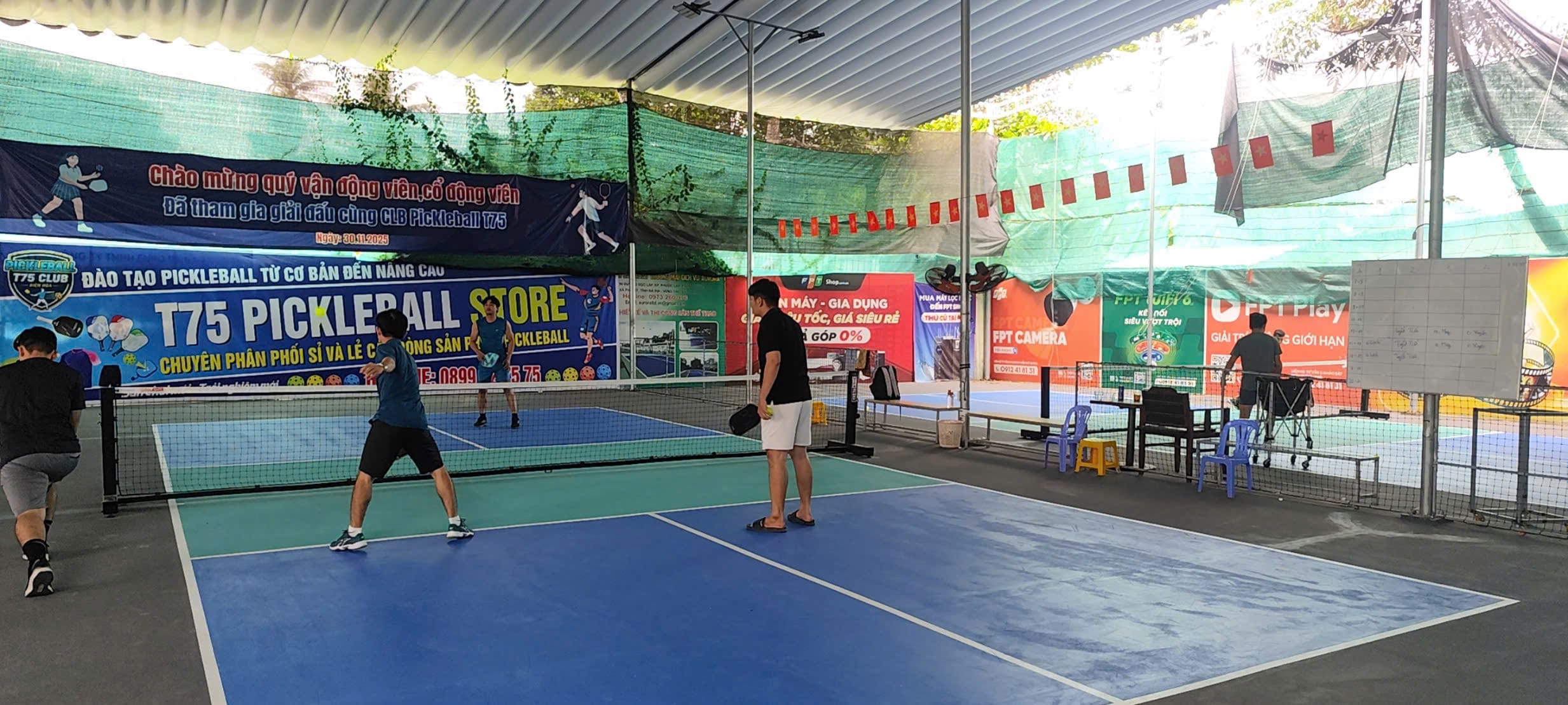 Hướng dẫn cách chọn vợt Pickleball cho người mới chơi . Cách chọn vợt Pickleball cho người mới